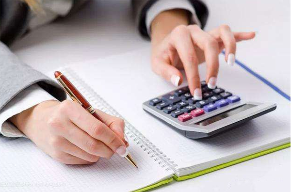 厦门财务公司告诉你小型广告公司代理记账怎么收费?  　　